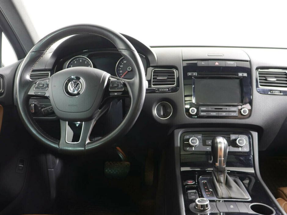 Volkswagen Touareg, 3.6 л, АТ, 2013 фото 1