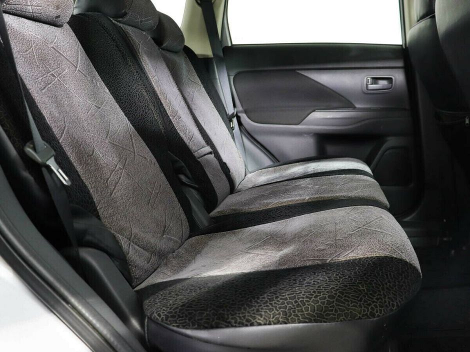 Mitsubishi Outlander, 2.0 л, Вариатор, 2014 фото 8