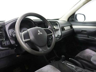 Mitsubishi Outlander, 2.0 л, CVT, 2014 фото 2