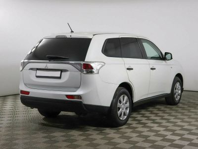 Mitsubishi Outlander, 2.0 л, CVT, 2015 фото 6