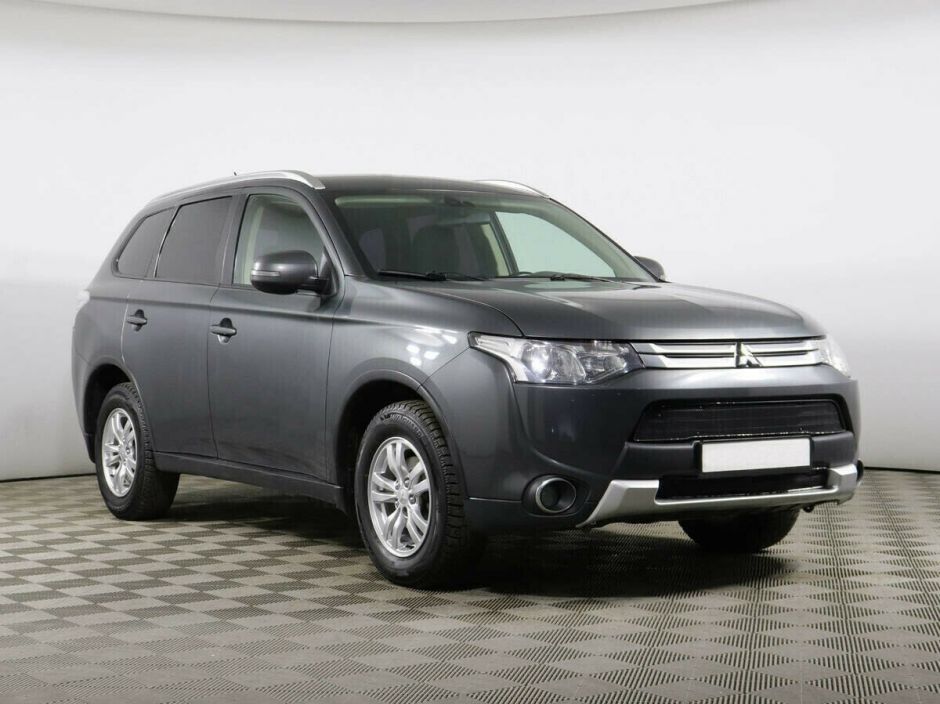 Mitsubishi Outlander, 2.0 л, Вариатор, 2015 фото 4