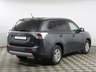 Mitsubishi Outlander, 2.0 л, CVT, 2015 фото 5