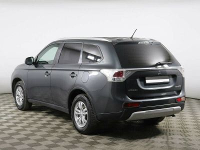 Mitsubishi Outlander, 2.0 л, CVT, 2015 фото 6