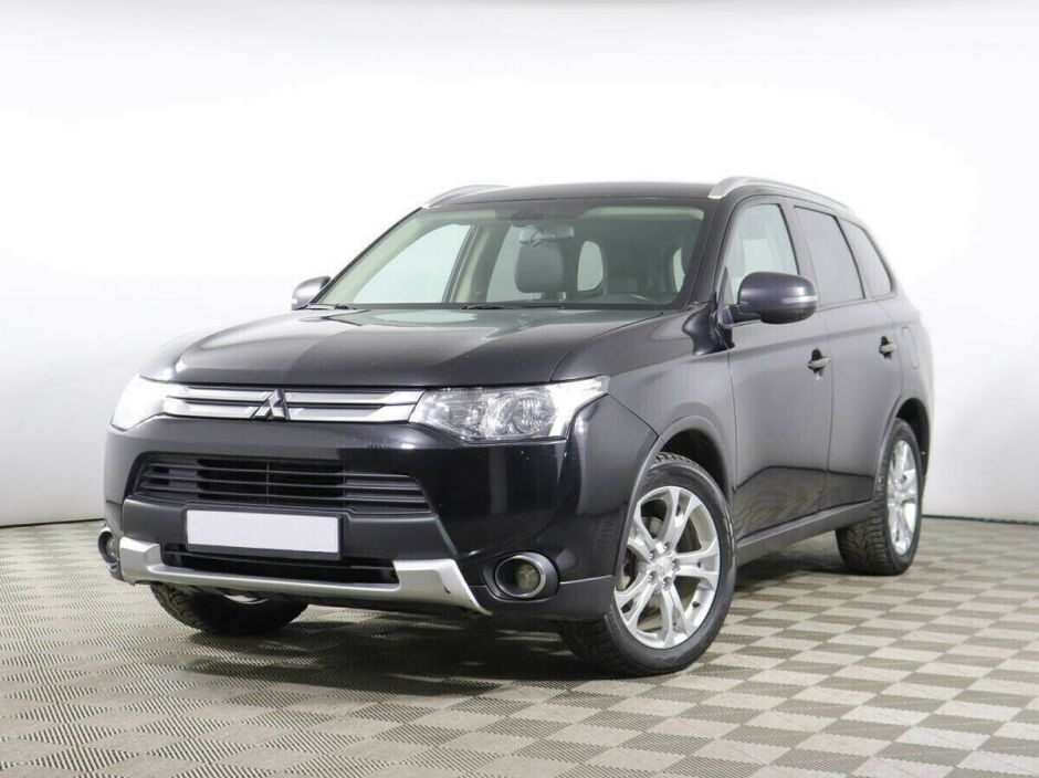 Mitsubishi Outlander, 2.4 л, Вариатор, 2014 фото 3