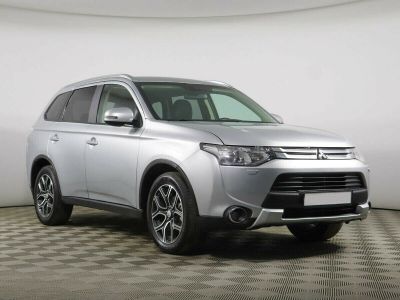 Mitsubishi Outlander, 2.4 л, CVT, 2014 фото 4