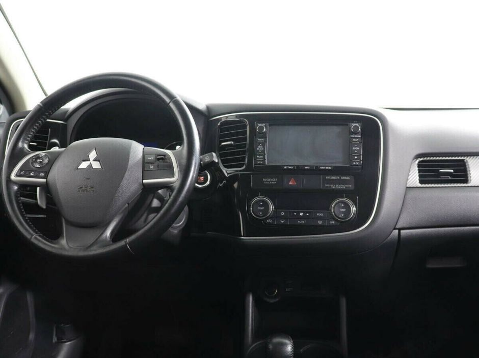 Mitsubishi Outlander, 2.4 л, Вариатор, 2014 фото 1