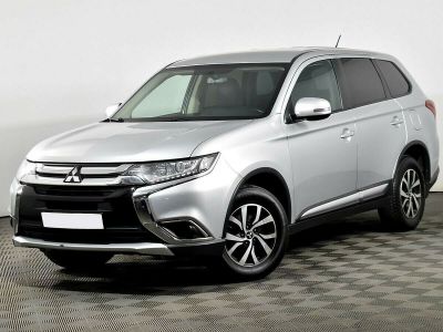 Mitsubishi Outlander, 2.0 л, CVT, 2015 фото 3