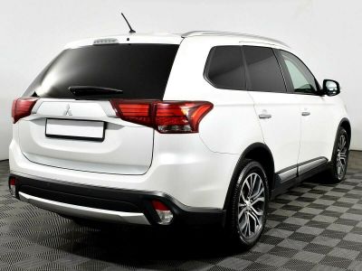 Mitsubishi Outlander, 2.4 л, CVT, 2018 фото 6