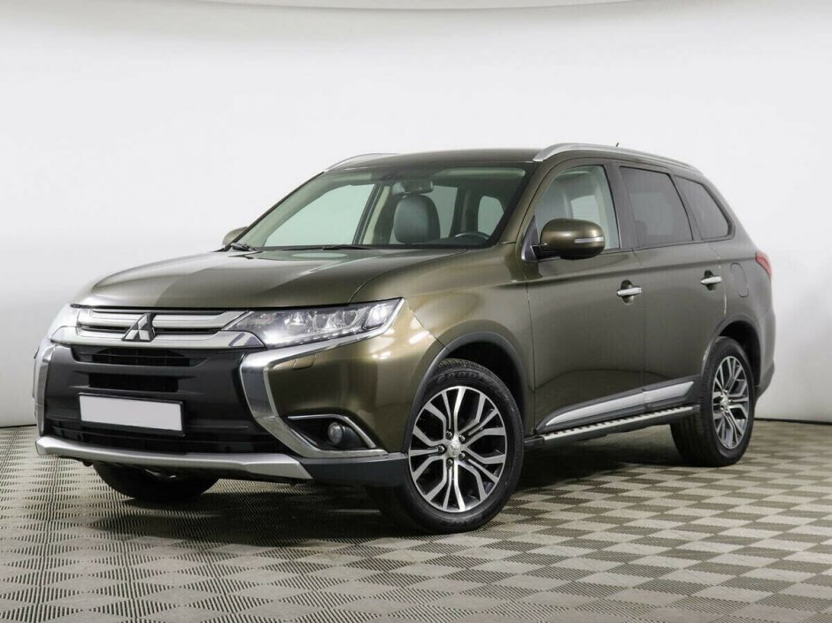 Mitsubishi Outlander, 2.4 л, Вариатор, 2017 фото 3