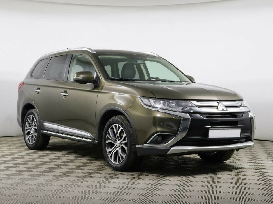 Mitsubishi Outlander, 2.4 л, Вариатор, 2017 фото 4