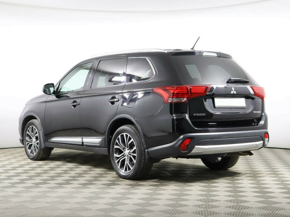 Mitsubishi Outlander, 2.4 л, Вариатор, 2015 фото 5