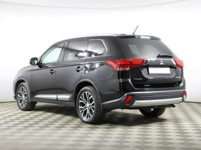 Mitsubishi Outlander, 2.4 л, CVT, 2015 фото 5