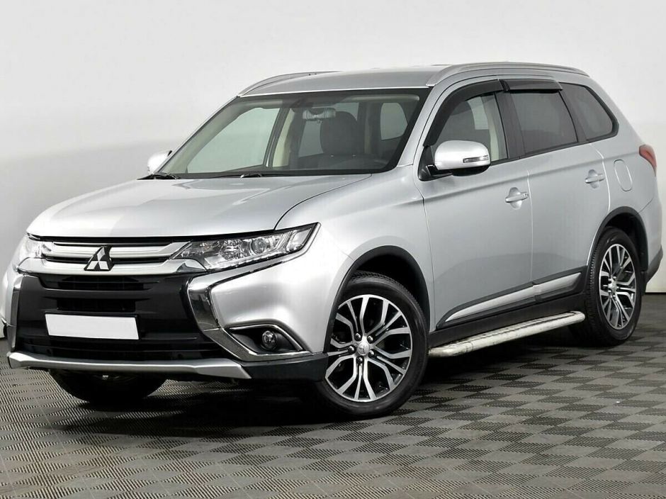 Mitsubishi Outlander, 2.0 л, Вариатор, 2018 фото 3