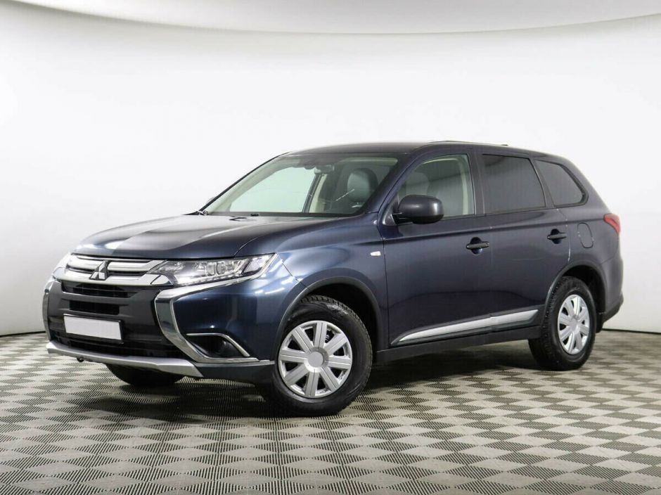 Mitsubishi Outlander, 2.0 л, Вариатор, 2017 фото 3