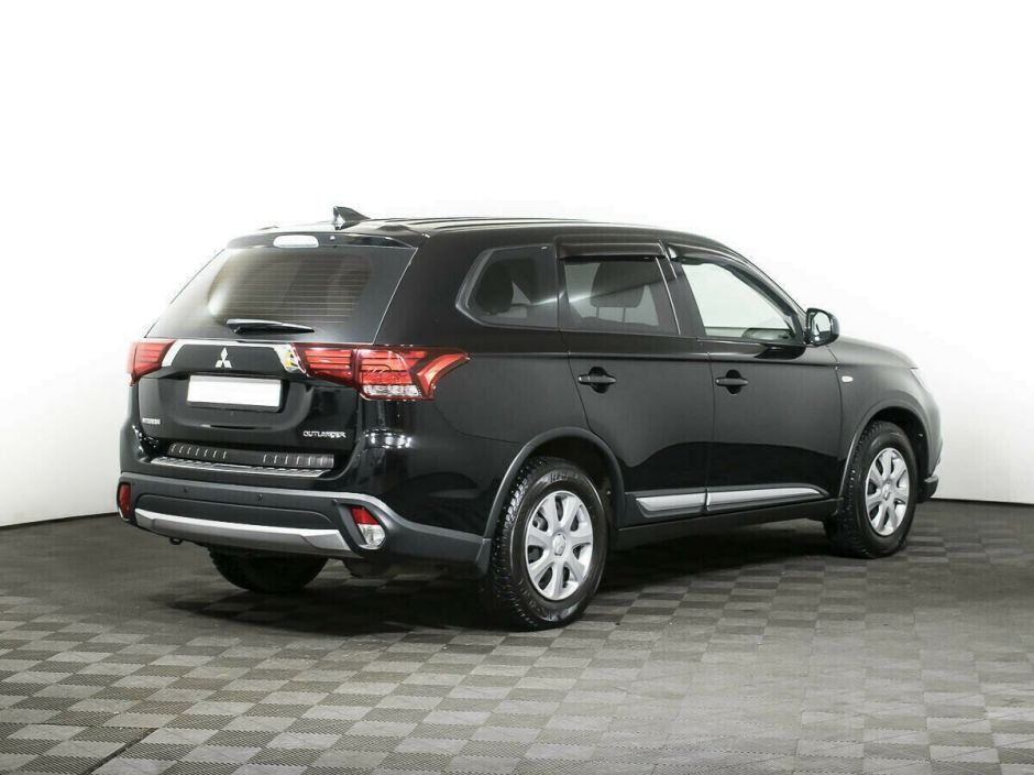 Mitsubishi Outlander, 2.0 л, Вариатор, 2016 фото 6