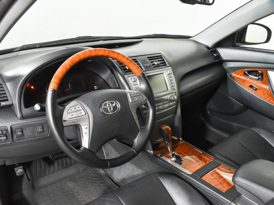 Toyota Camry, 3.5 л, АТ, 2011 фото 8
