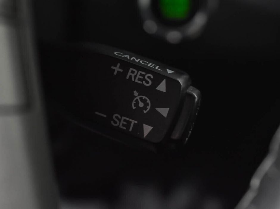 Toyota Camry, 3.5 л, АТ, 2011 фото 12