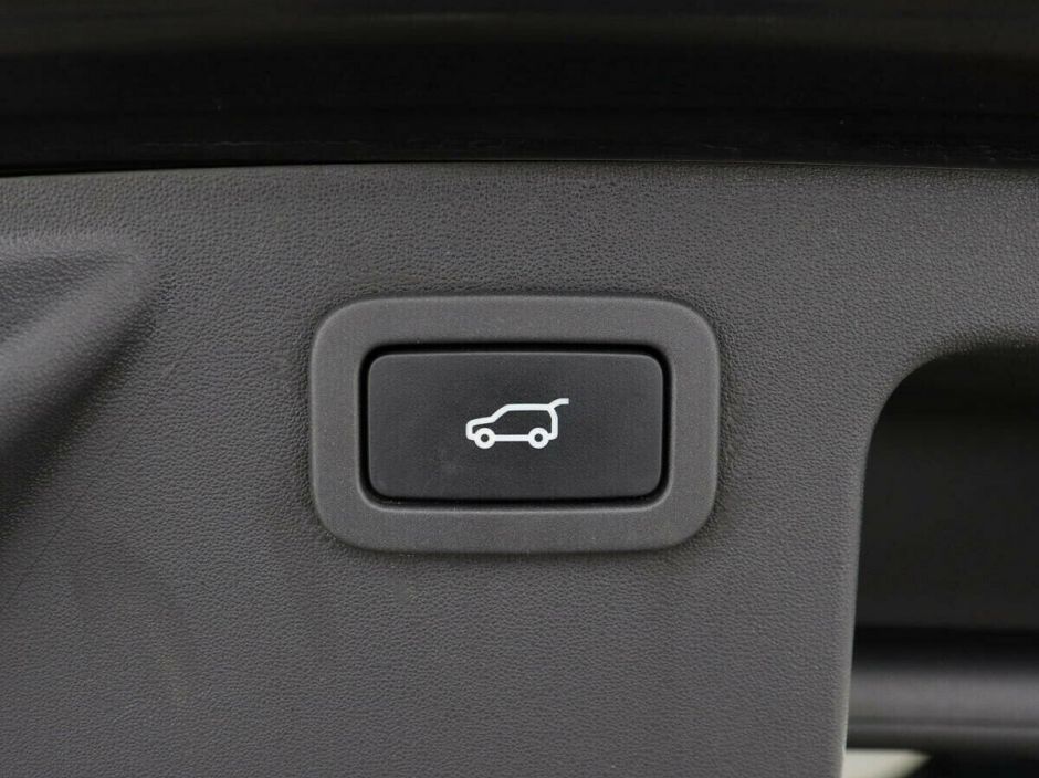 Land Rover Discovery Sport, 2.0 л, АТ, 2015 фото 9