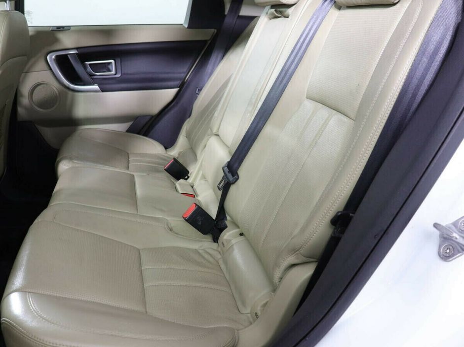 Land Rover Discovery Sport, 2.0 л, АТ, 2015 фото 2