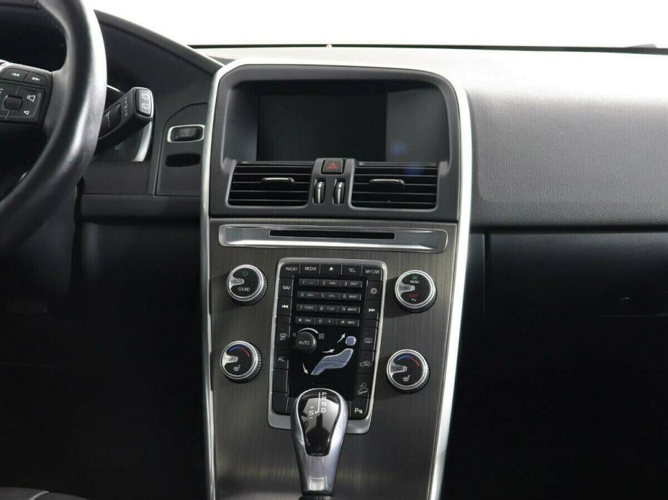 Volvo XC60, 2.4 л, АТ, 2017 фото 11