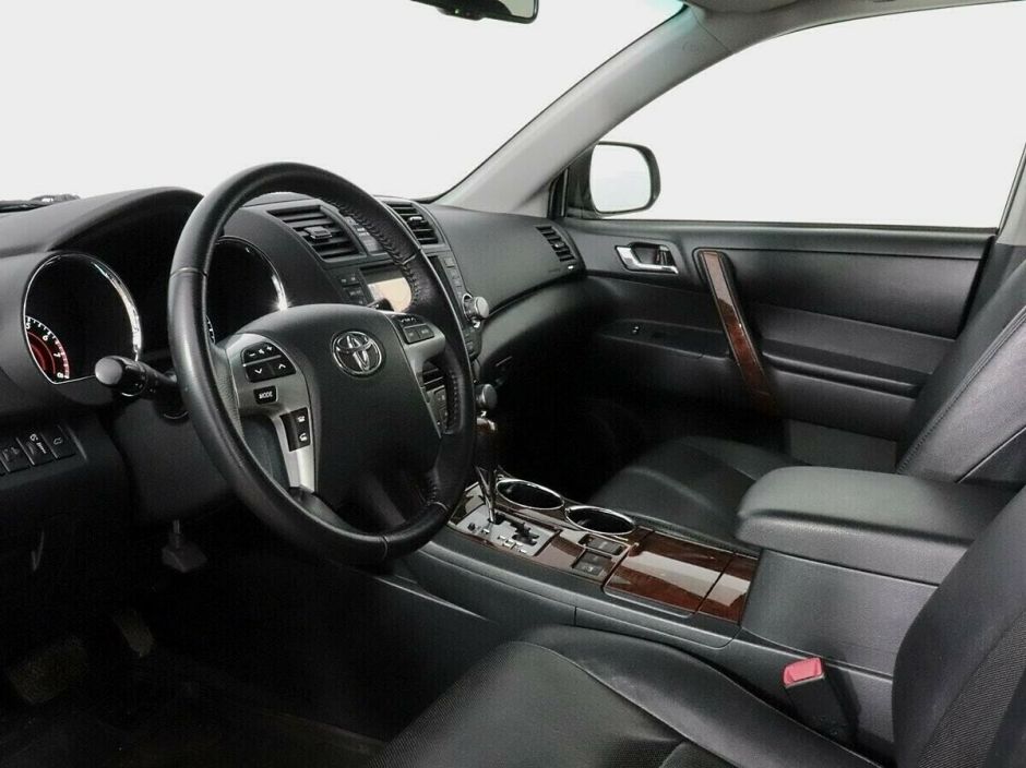 Toyota Highlander, 3.5 л, АТ, 2013 фото 9