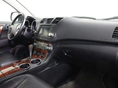 Toyota Highlander, 3.5 л, АКПП, 2012 фото 10