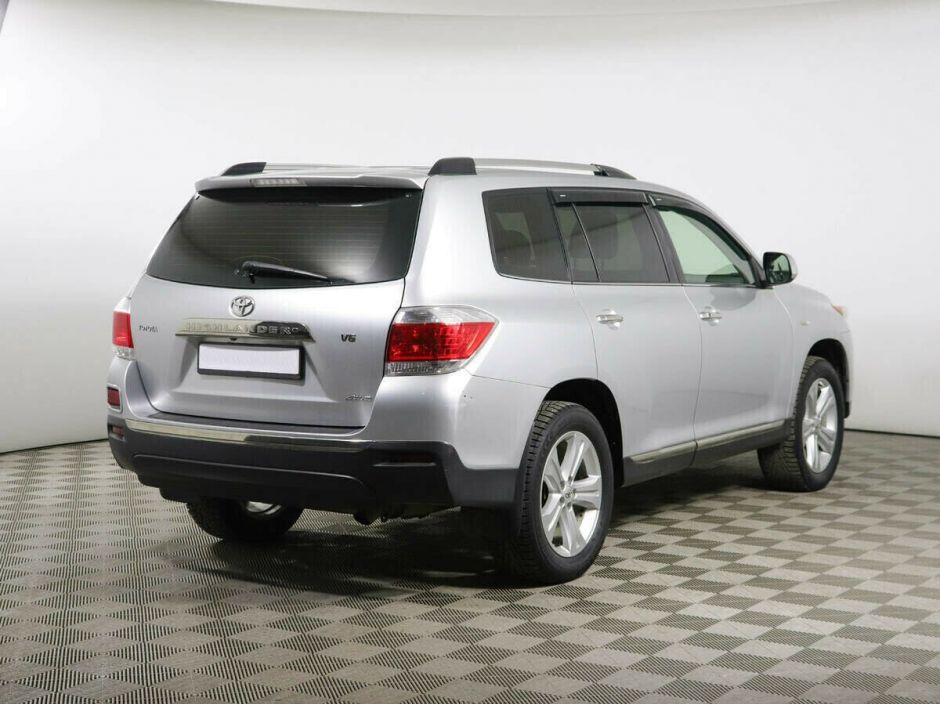 Toyota Highlander, 3.5 л, АТ, 2011 фото 6