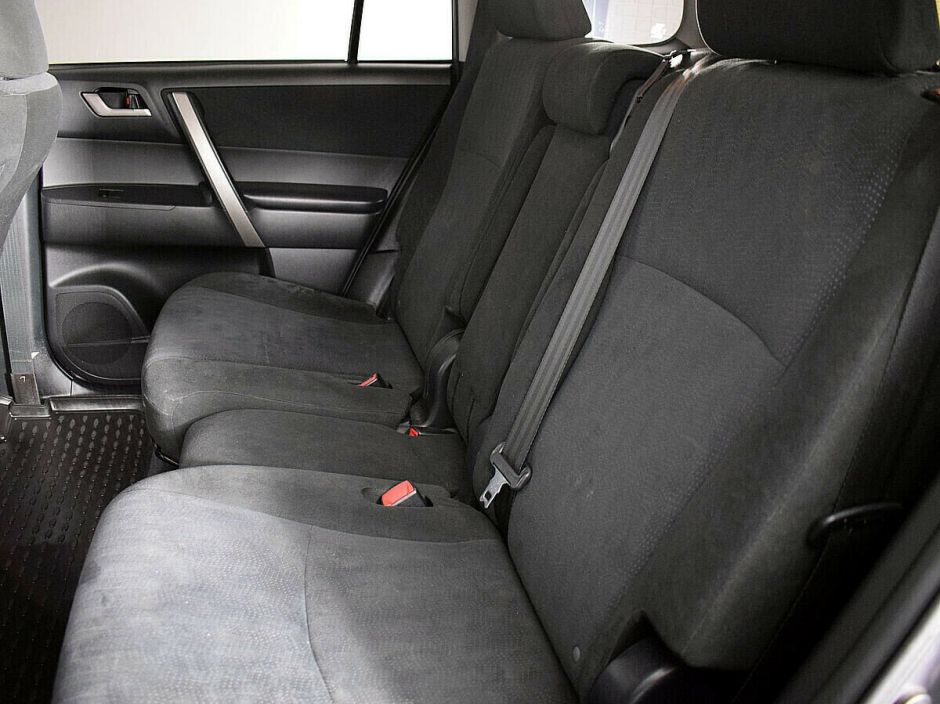 Toyota Highlander, 3.5 л, АТ, 2012 фото 1