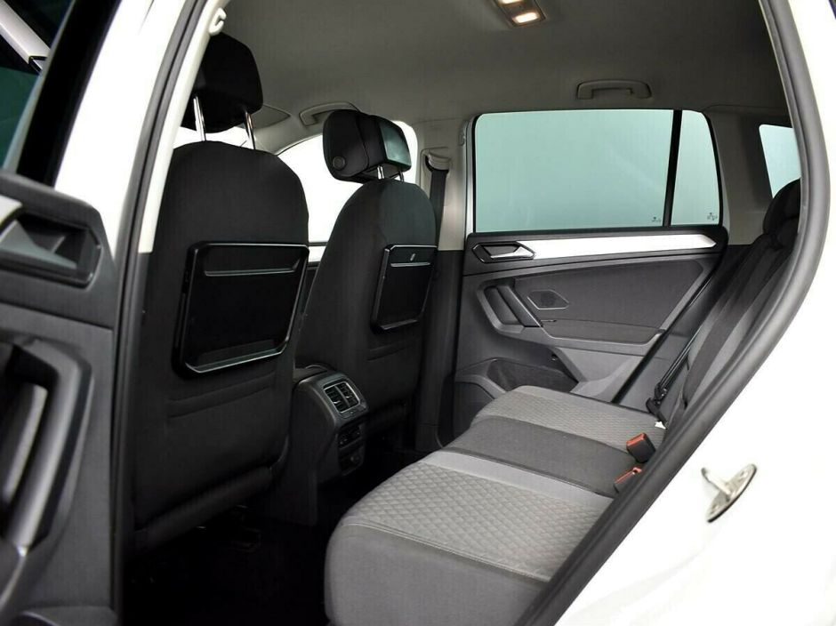 Volkswagen Tiguan, 1.4 л, Робот, 2017 фото 1