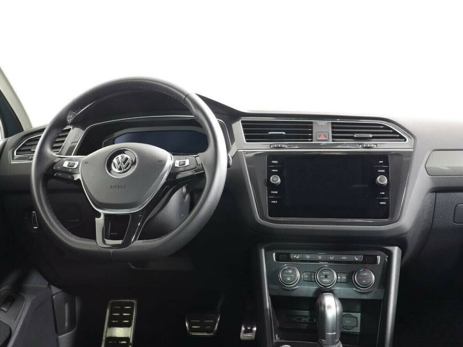 Volkswagen Tiguan, 1.5 л, Робот, 2018 фото 10