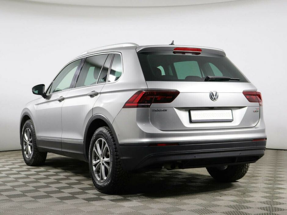 Volkswagen Tiguan, 1.5 л, Робот, 2018 фото 5