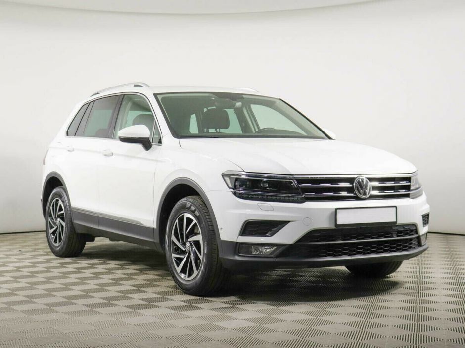 Volkswagen Tiguan, 1.5 л, Робот, 2018 фото 4