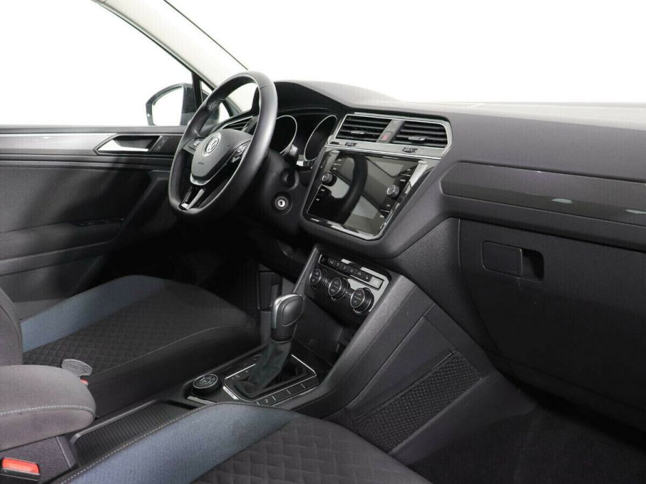 Volkswagen Tiguan, 1.5 л, Робот, 2019 фото 7