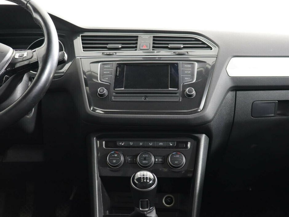 Volkswagen Tiguan, 1.4 л, МТ, 2017 фото 7