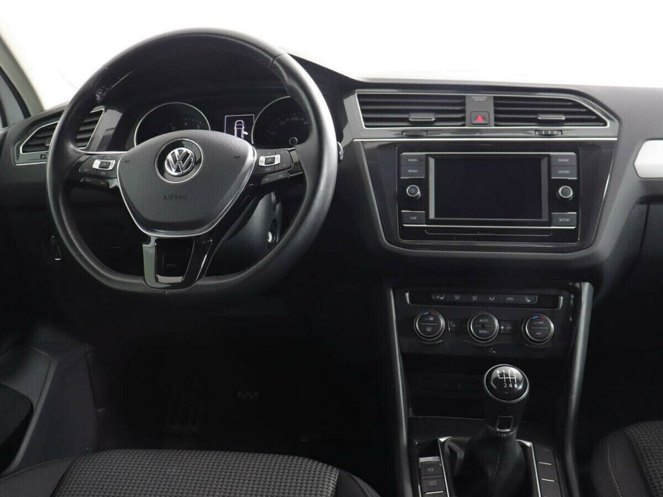 Volkswagen Tiguan, 1.4 л, МТ, 2017 фото 9
