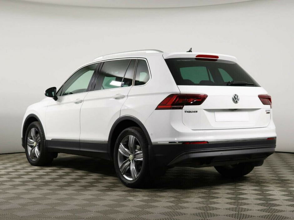 Volkswagen Tiguan, 2.0 л, Робот, 2017 фото 5