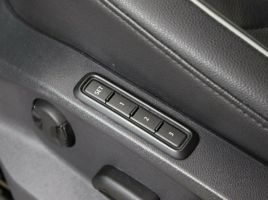 Volkswagen Tiguan, 2.0 л, Робот, 2017 фото 9