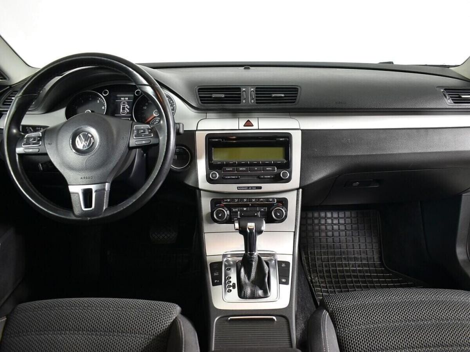 Volkswagen Passat CC, 1.8 л, Робот, 2010 фото 8