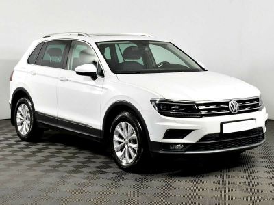 Volkswagen Tiguan, 2.0 л, РКПП, 2018 фото 4