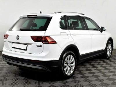 Volkswagen Tiguan, 2.0 л, РКПП, 2018 фото 5