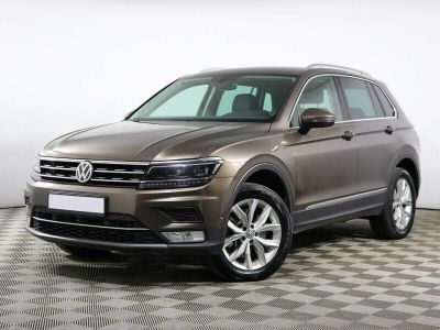 Volkswagen Tiguan, 2.0 л, РКПП, 2018 фото 3