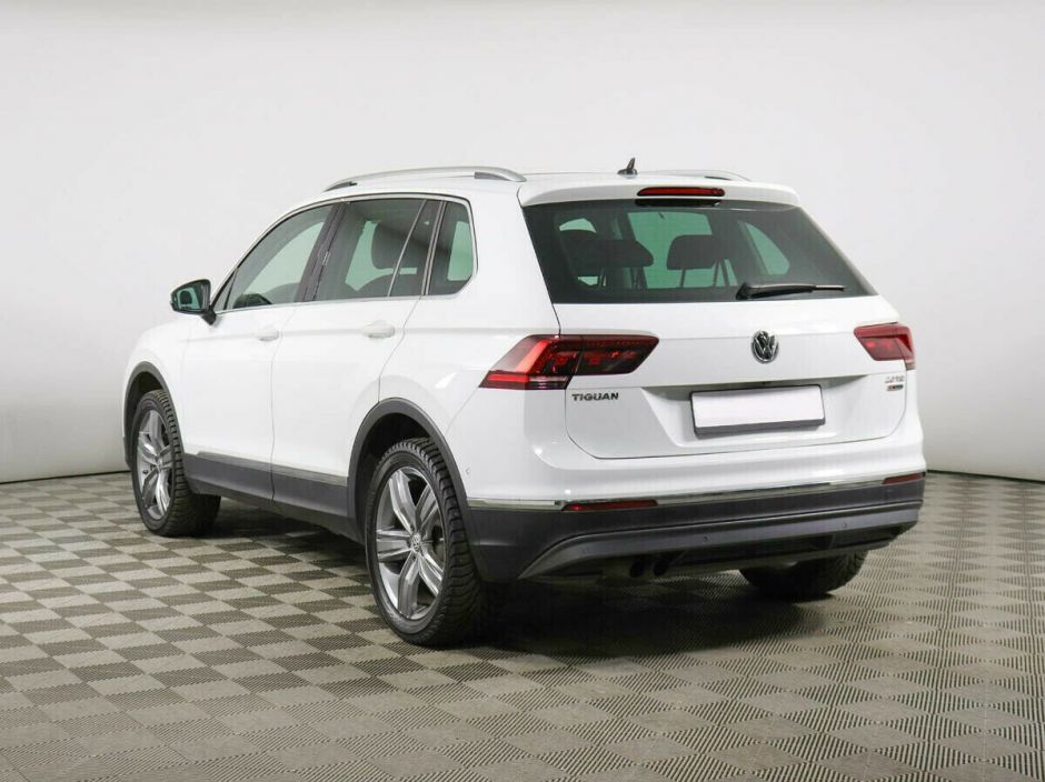 Volkswagen Tiguan, 2.0 л, Робот, 2017 фото 5