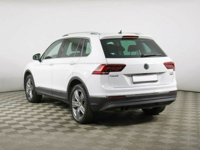 Volkswagen Tiguan, 2.0 л, РКПП, 2017 фото 5