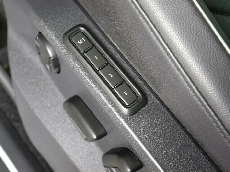 Volkswagen Tiguan, 2.0 л, Робот, 2017 фото 2