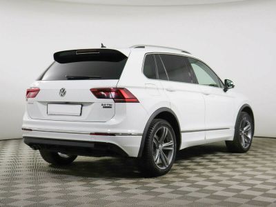 Volkswagen Tiguan, 2.0 л, РКПП, 2017 фото 6