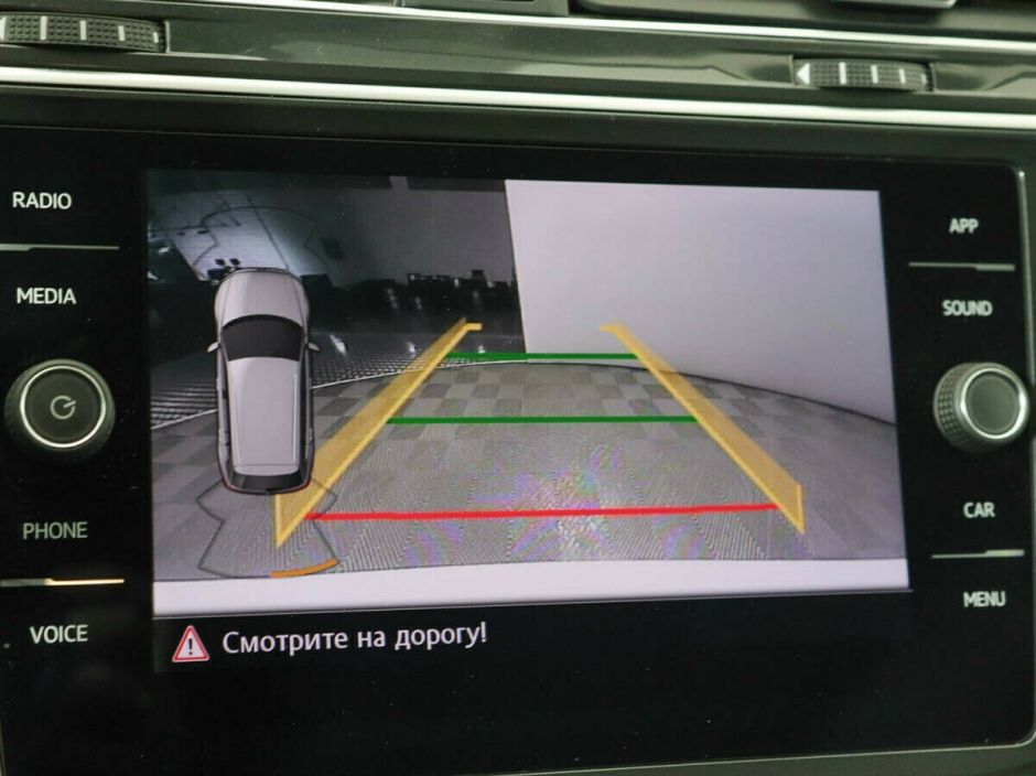 Volkswagen Tiguan, 2.0 л, Робот, 2017 фото 1