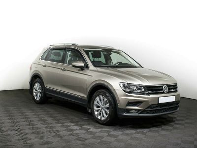 Volkswagen Tiguan, 2.0 л, РКПП, 2017 фото 4