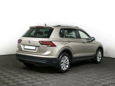 Volkswagen Tiguan, 2.0 л, РКПП, 2017 фото 5