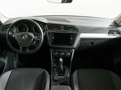 Volkswagen Tiguan, 2.0 л, РКПП, 2017 фото 9