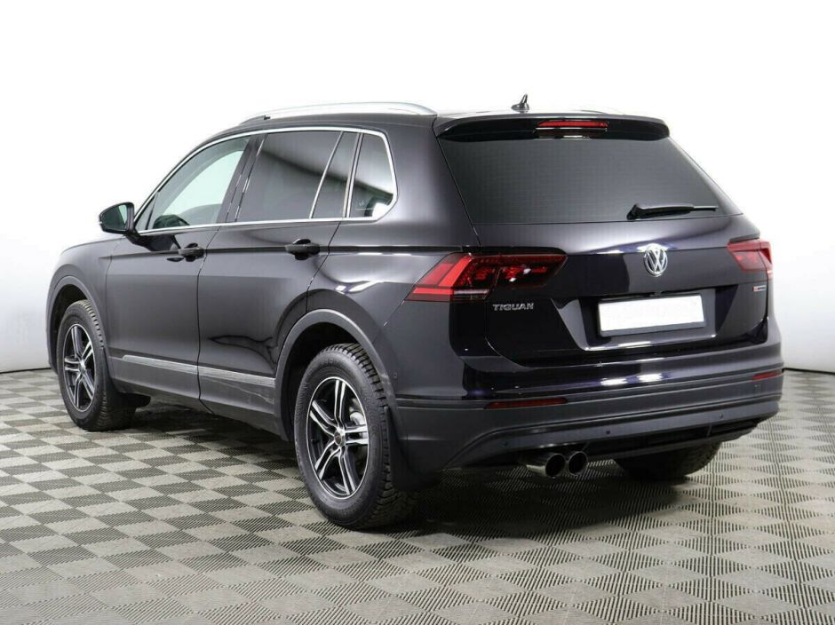 Volkswagen Tiguan, 2.0 л, Робот, 2018 фото 5